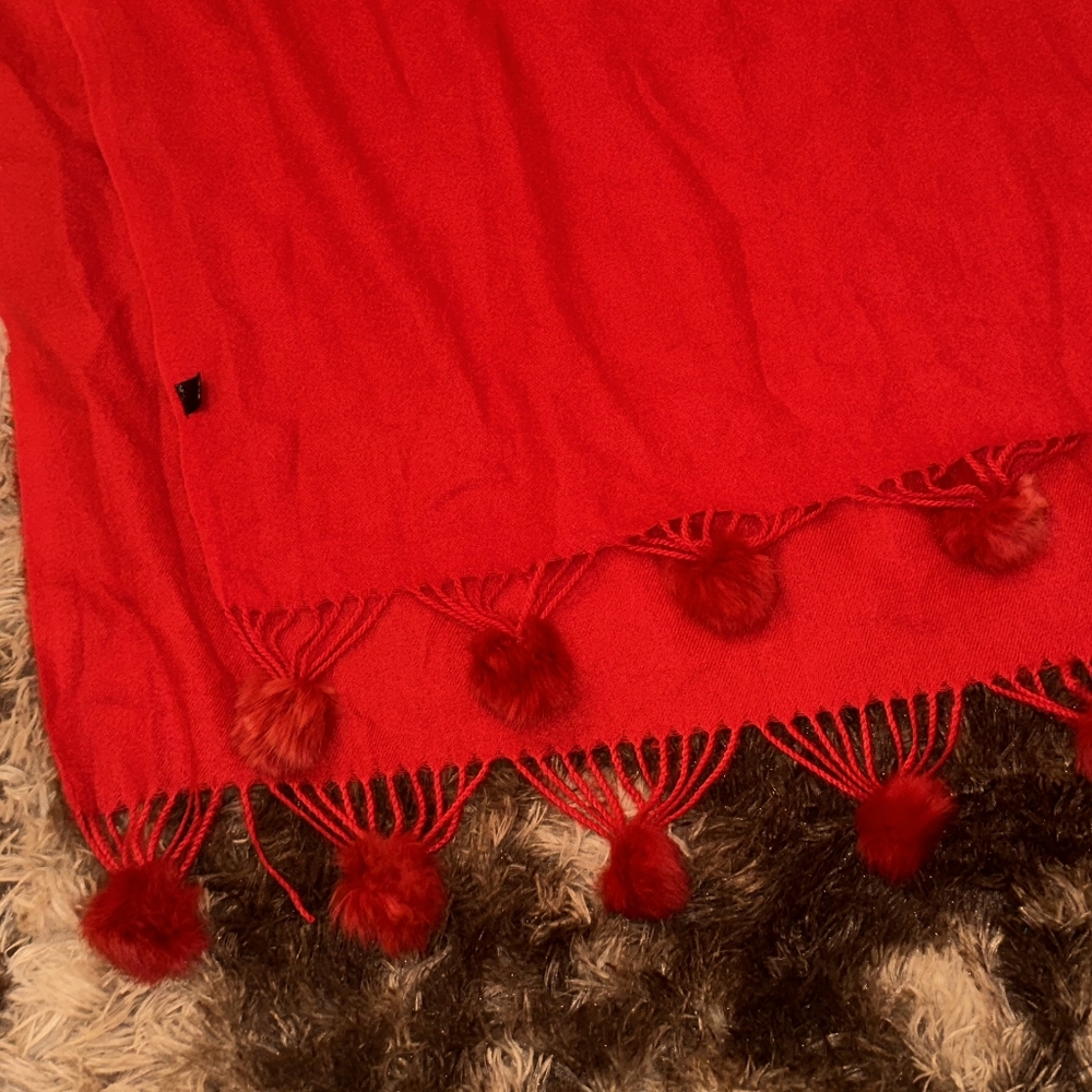 Cashmere - Picture 3 of 4